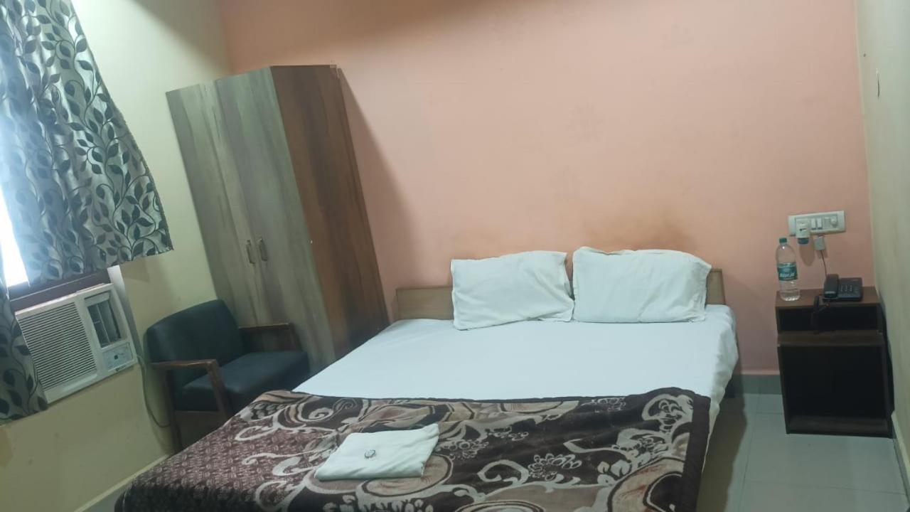 Hotel Shyam Utsav Mirzāpur 外观 照片